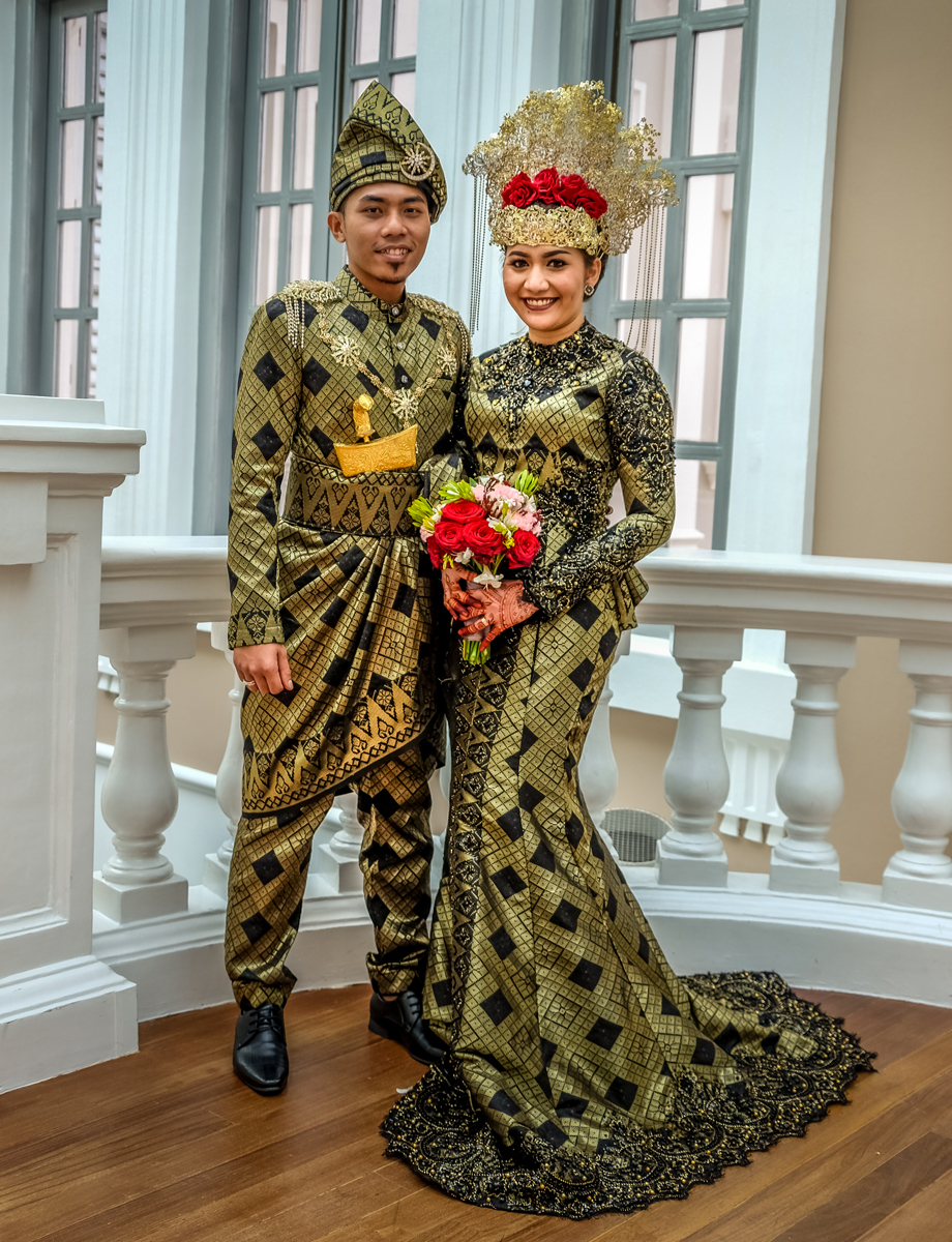 formal-wedding-in-singapore-by-alan-goldby