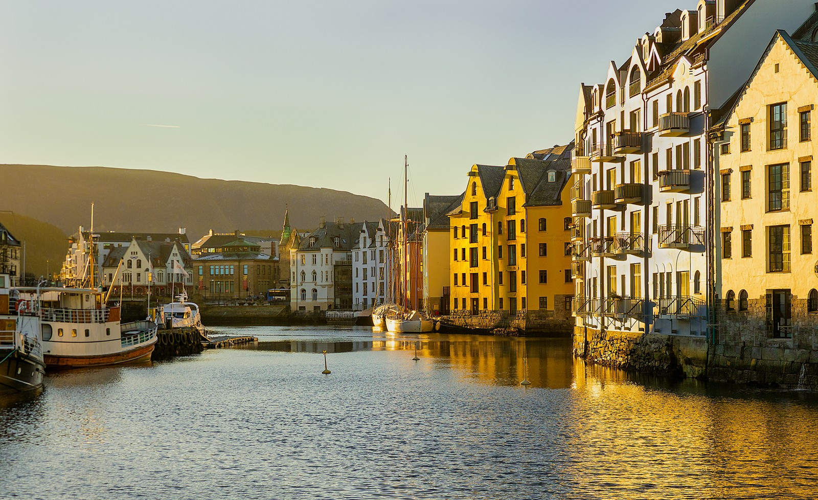 evening-light-in-alesund-harbour-by-peter-darby